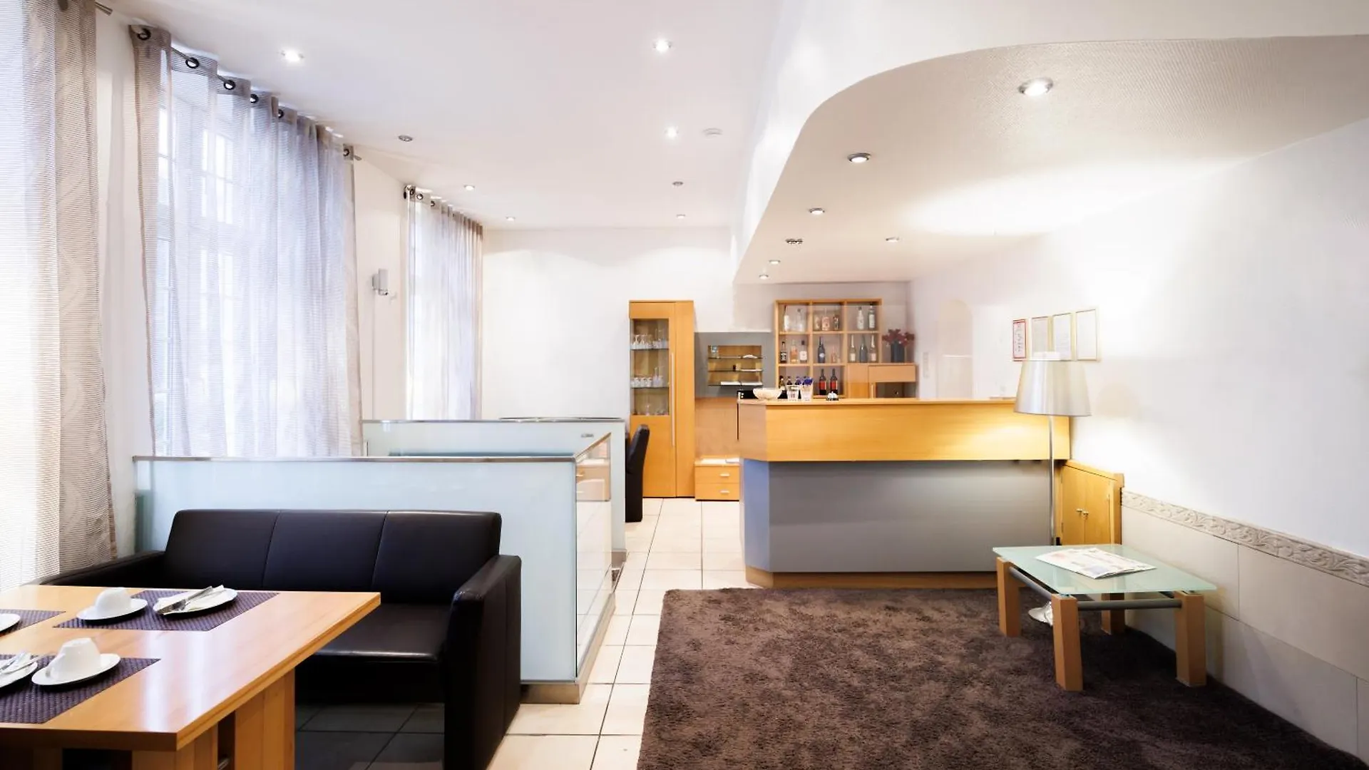 Hotelzimmer In Duesseldorf 16 Hotel Heidelberger Hof